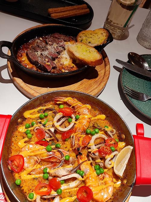 西班牙海鲜饭用什么吃-图1 西班牙海鲜饭用什么吃-图1
