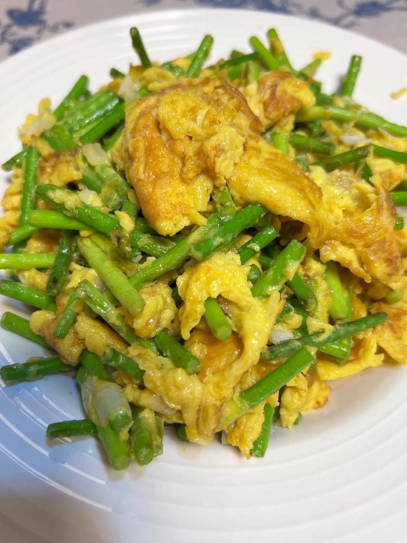 家常蒜苔的做法大全家常-图1 家常蒜苔的做法大全家常-图1