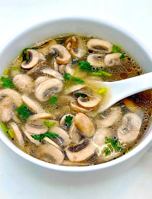 口蘑海鲜汤怎么做？有哪些做法？-图1