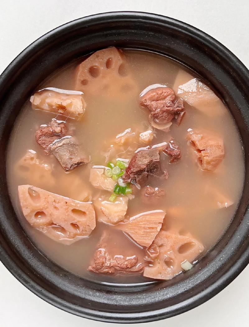 莲藕汤家常做法有哪些？-图1