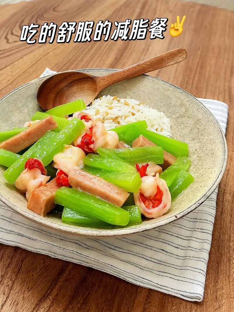 给宝宝吃莴笋怎么做好吃-图1 给宝宝吃莴笋怎么做好吃-图1