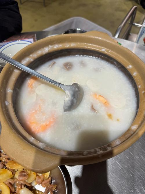 潮州海鲜粥的家常做法-图1 潮州海鲜粥的家常做法-图1