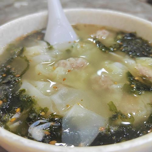 海鲜馄饨皮怎么做才好吃？-图1