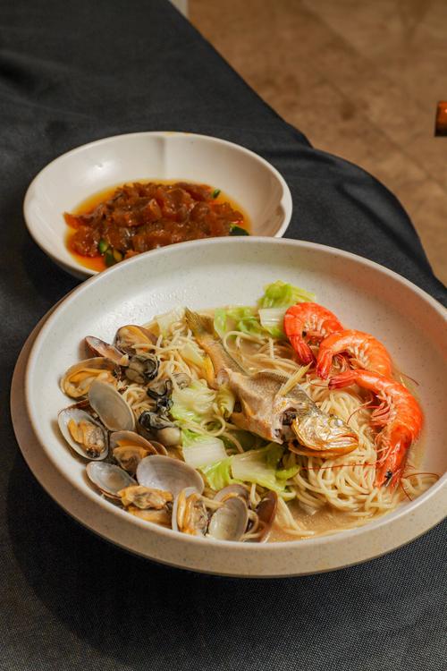 海鲜鱼面属于哪个菜系？-图1