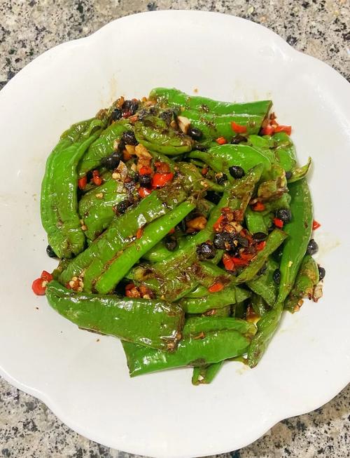 绿辣椒家常做法有哪些?-图1 绿辣椒家常做法有哪些?-图1