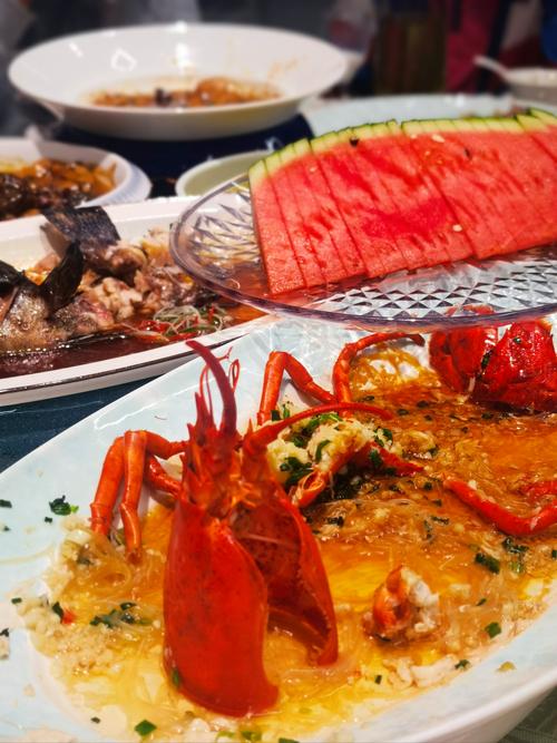澳洲龙虾海鲜大餐图，诱人还是摆拍？-图3