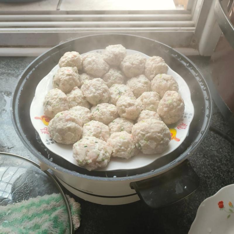 肉圆怎么做才好吃？家常做法有哪些？-图1