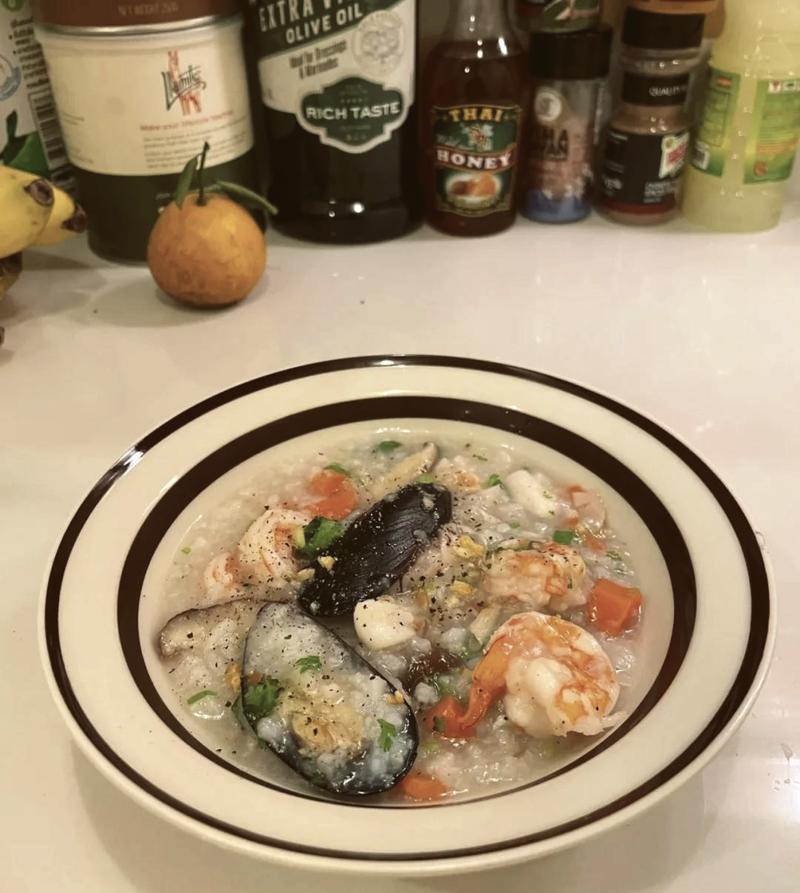 墨鱼海鲜粥怎么做才鲜嫩？-图2