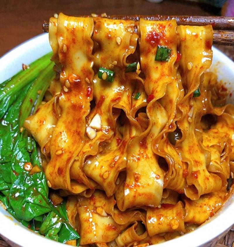 家常宽面怎么做?做法有哪些?-图2 家常宽面怎么做?做法有哪些?-图2