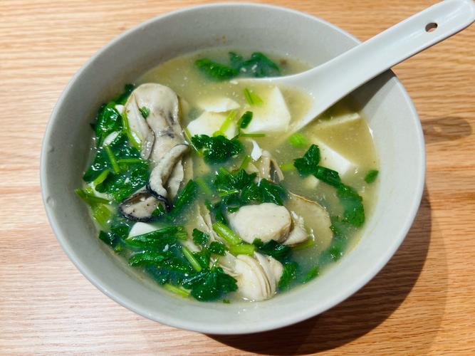 海鲜牡蛎汤怎么做？家常做法有哪些？-图1