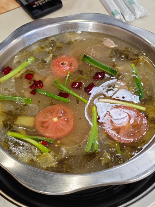 酸汤猪脚怎么做?家常做法有啥诀窍?-图2 酸汤猪脚怎么做?家常做法有啥诀窍?-图2