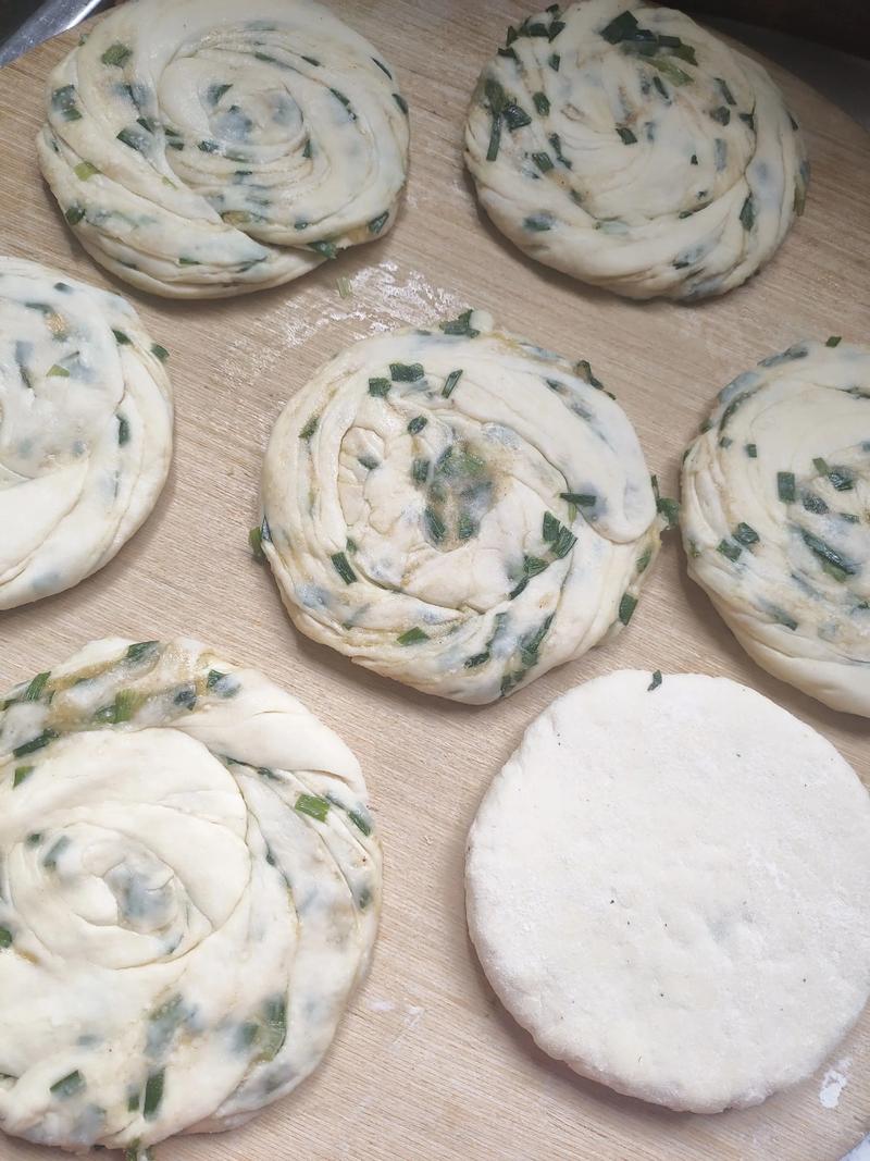 家常饼做法多样,哪种简单又好吃?-图2 家常饼做法多样,哪种简单又好吃?-图2