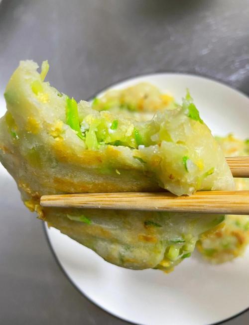 宝宝西葫芦鸡蛋饼怎么做？-图2