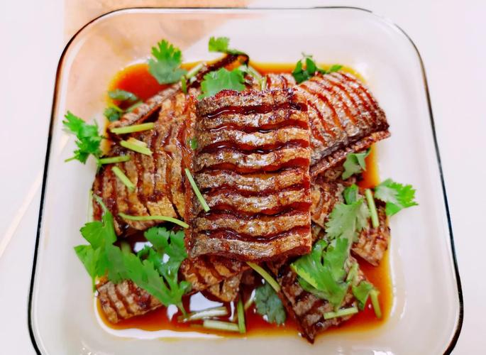 家常熏带鱼怎么做?家常做法有哪些?-图1 家常熏带鱼怎么做?家常做法有哪些?-图1