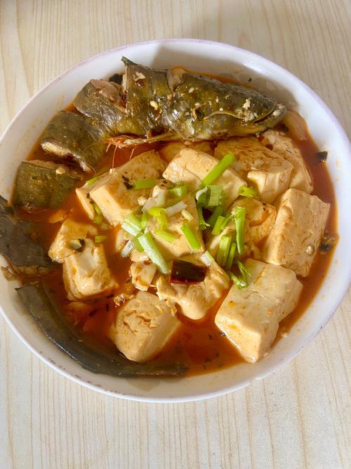 家常鲶鱼焖怎么做最入味?-图1 家常鲶鱼焖怎么做最入味?-图1