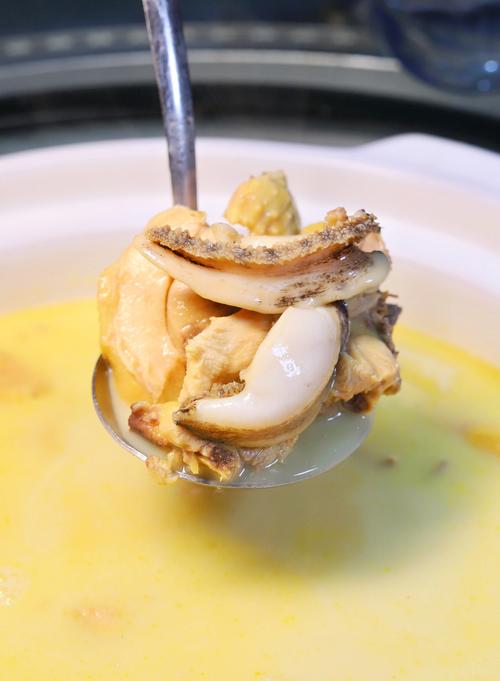 铁锅海鲜汤怎么做？视频教你！-图2