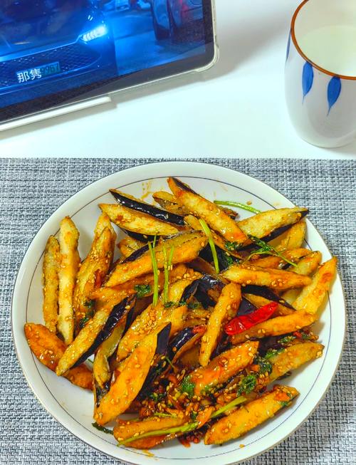 家常烧茄子做法有哪些?-图2 家常烧茄子做法有哪些?-图2