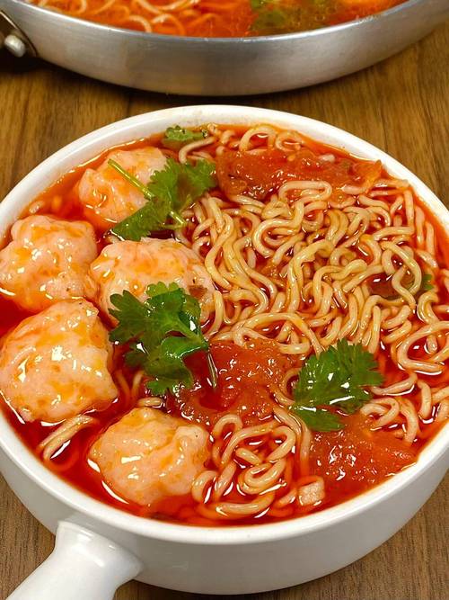 海鲜面搭配什么蔬菜好？-图2