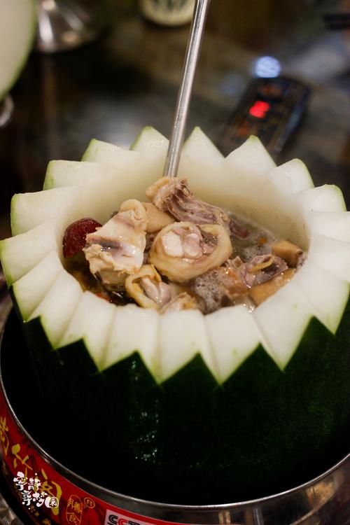 广州哪里能吃到正宗海鲜冬瓜盅?-图1 广州哪里能吃到正宗海鲜冬瓜盅?-图1