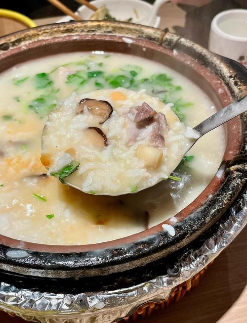 海鲜干贝排骨粥怎么做?-图1 海鲜干贝排骨粥怎么做?-图1