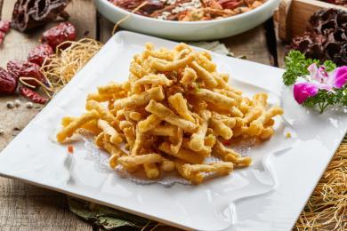 蛋黄焗海鲜菇怎么做才酥香不腻?-图3 蛋黄焗海鲜菇怎么做才酥香不腻?-图3