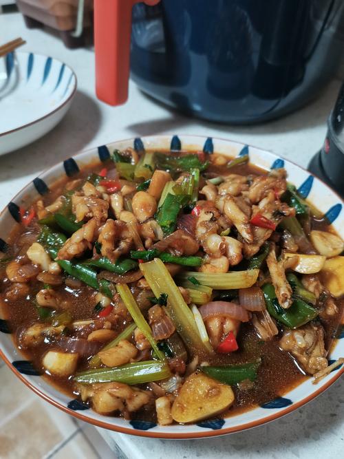 家常牛蛙怎么做?视频教程来了!-图3 家常牛蛙怎么做?视频教程来了!-图3