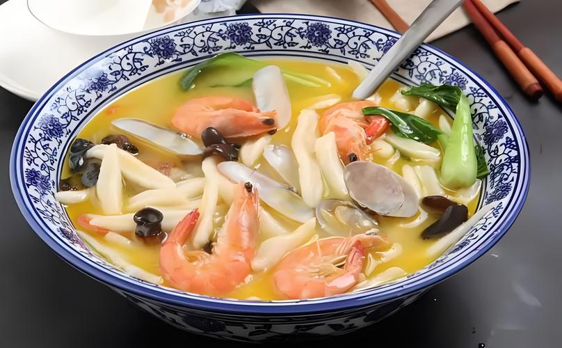 海鲜蔬菜面疙瘩怎么做？-图2