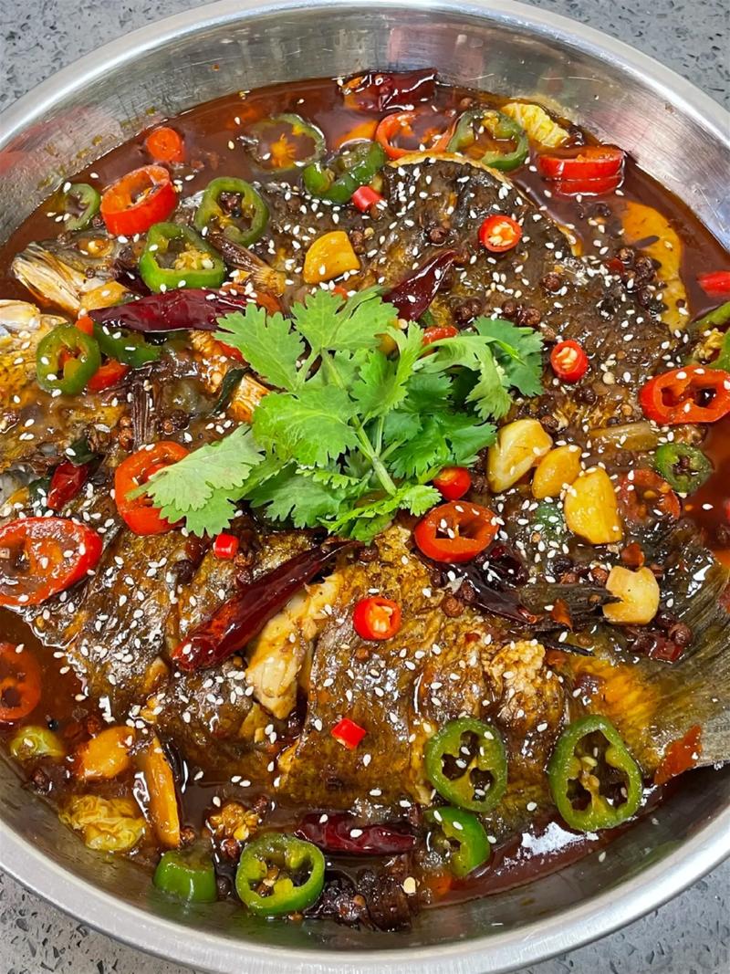 家常烤鱼怎么做才够味？-图2