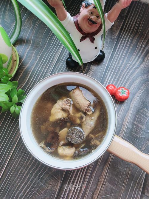 干蘑菇汤怎么做好喝又入味？-图2