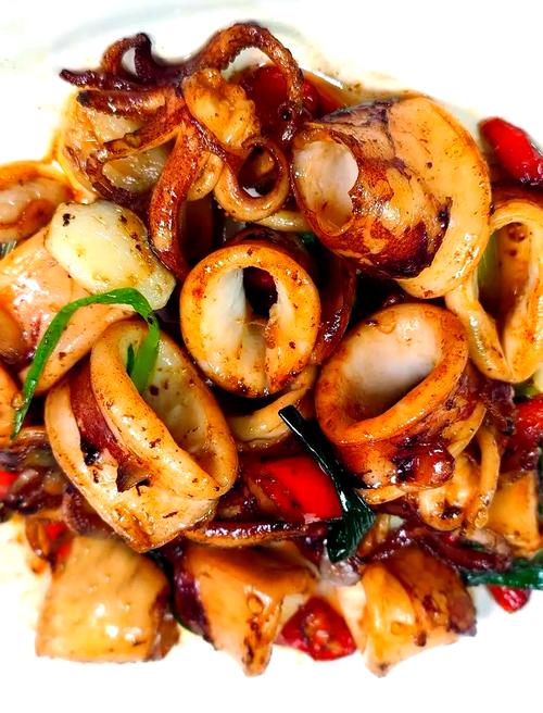 小鱿鱼的做法大全 家常-图1 小鱿鱼的做法大全 家常-图1