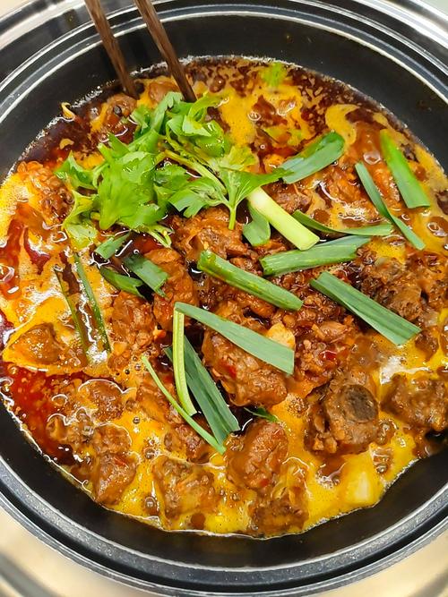 麻辣排骨火锅的家常做法-图1 麻辣排骨火锅的家常做法-图1