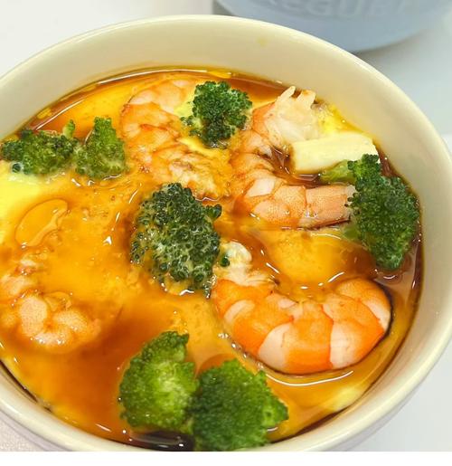 海鲜泡面可以加鸡蛋吗-图2