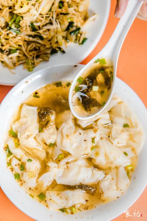 福建海鲜馄饨为何黑黑却很鲜？-图2