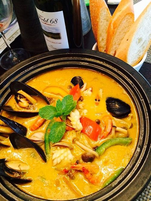 孕初期能吃咖喱海鲜汤-图1