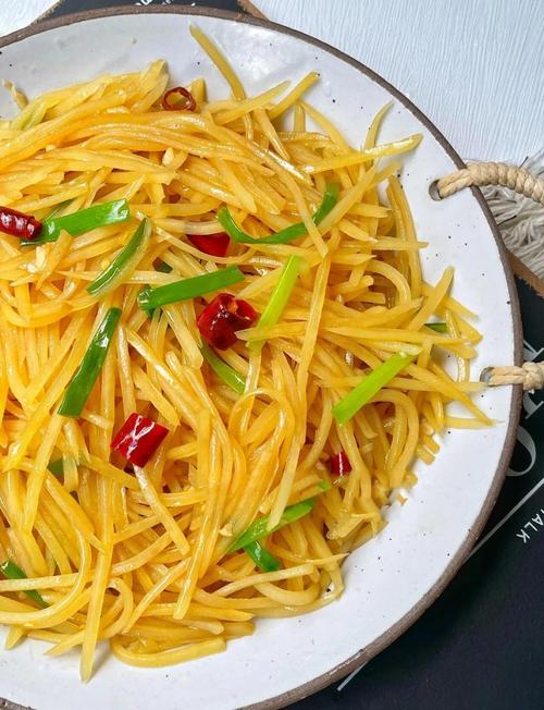 土豆家常菜做法大全有图-图1 土豆家常菜做法大全有图-图1