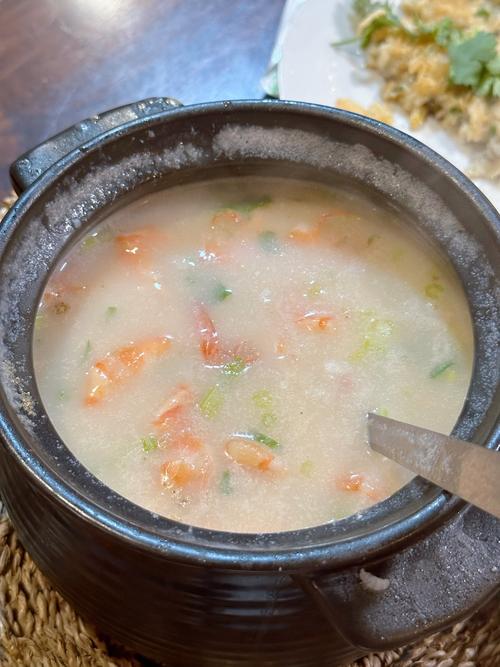 冷冻虾仁怎么煮海鲜粥才鲜？-图2