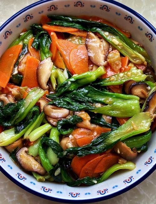 鲜蘑油菜的家常做法大全-图1