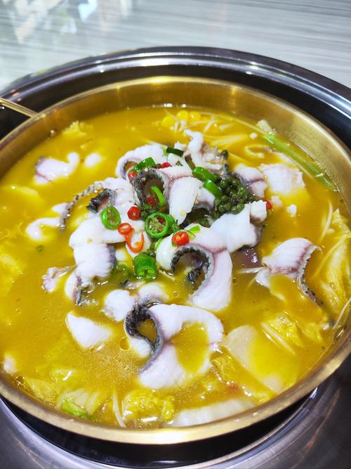 酸菜海鲜锅放什么好吃-图3