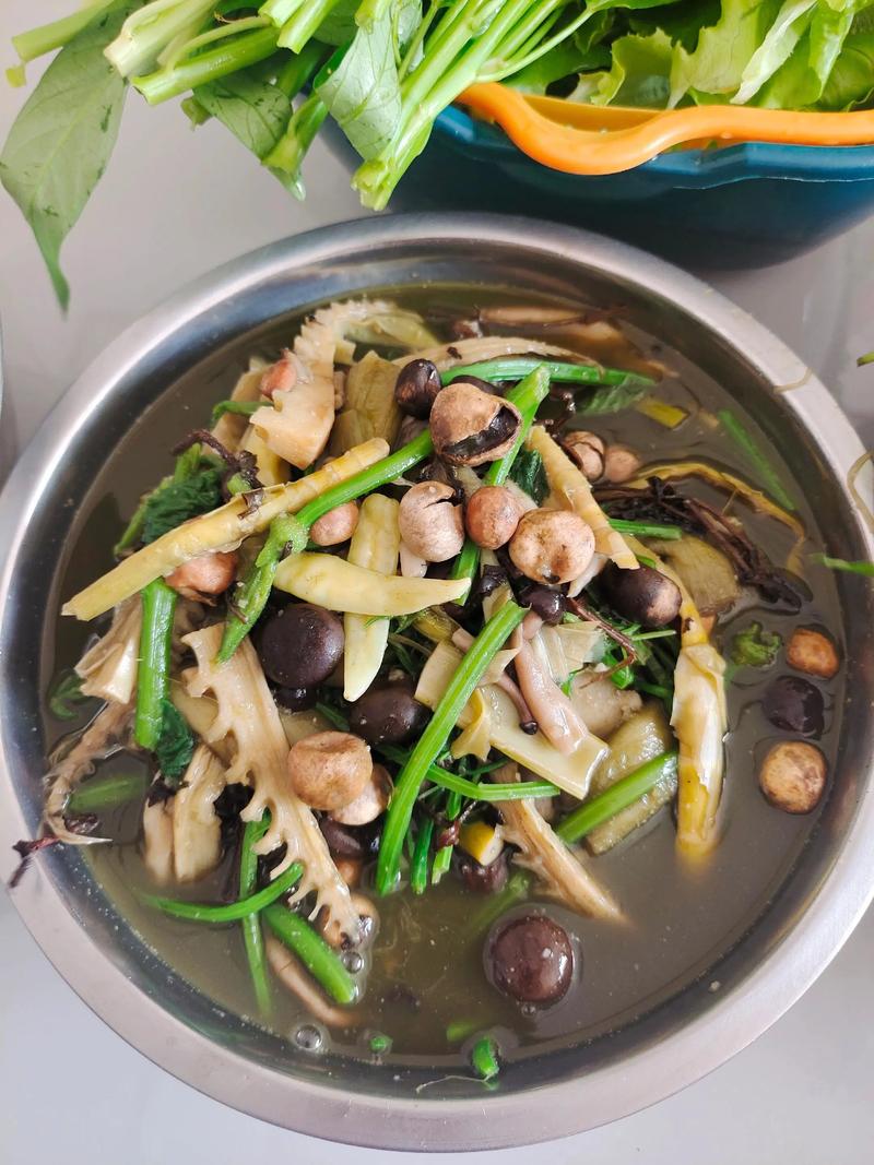 芦笋海鲜汤怎么做?海鲜搭配技巧有哪些?-图1 芦笋海鲜汤怎么做?海鲜搭配技巧有哪些?-图1