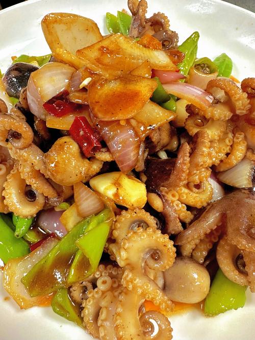 瘦肉炒海鲜，哪些搭配最鲜香？-图2