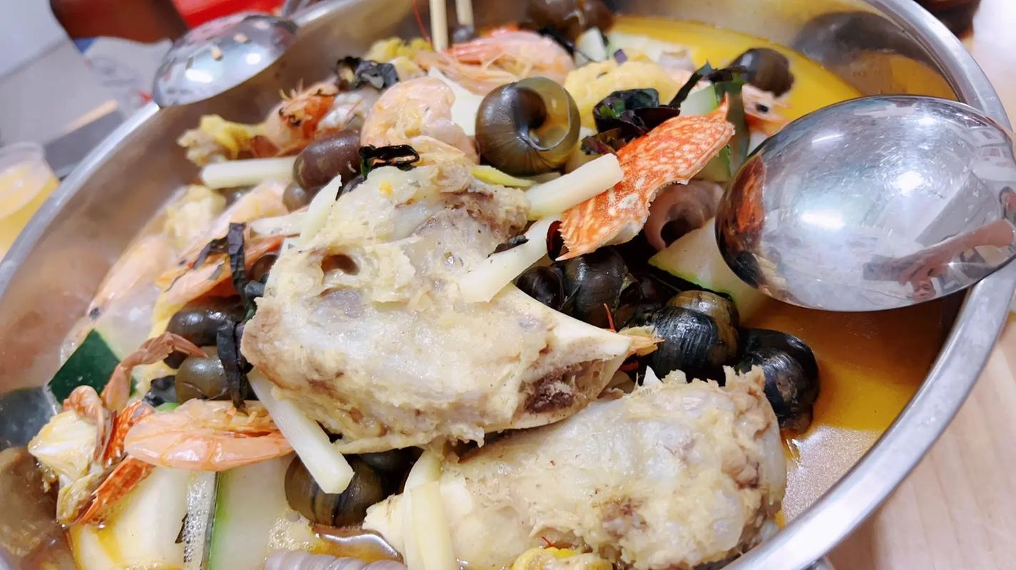 田螺海鲜煲的做法大全-图3