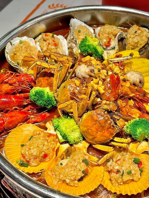 清蒸海鲜大拼盘的做法-图3 清蒸海鲜大拼盘的做法-图3