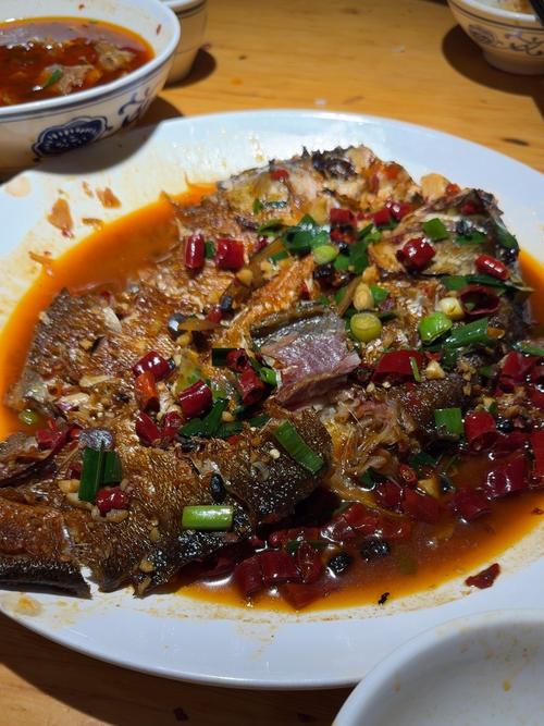 蒸辣椒鱼的做法大全家常-图2 蒸辣椒鱼的做法大全家常-图2