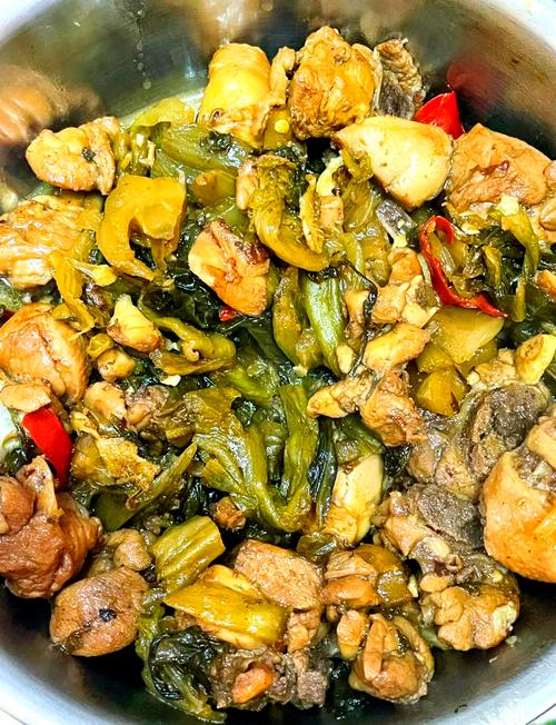 酸菜炒鸡怎么做?家常做法有哪些?-图1 酸菜炒鸡怎么做?家常做法有哪些?-图1