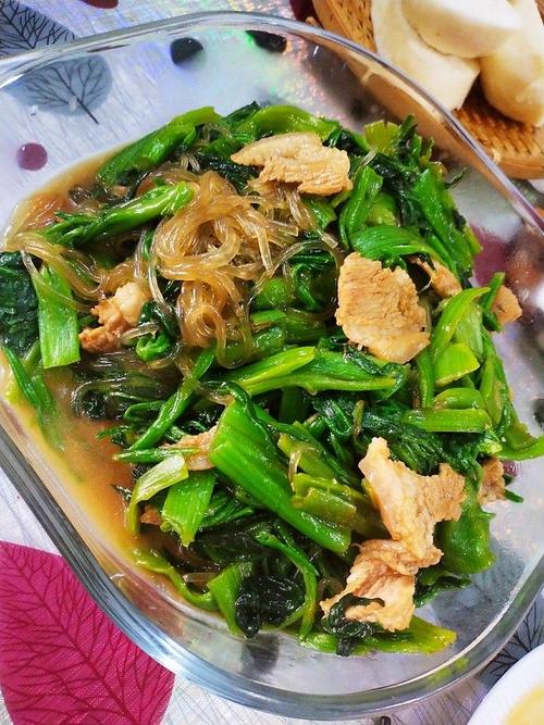 菠菜粉条肉怎么做?家常做法有哪些?-图1 菠菜粉条肉怎么做?家常做法有哪些?-图1