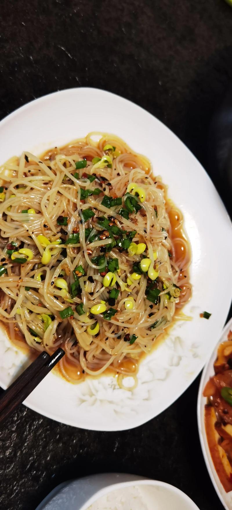 豆芽拌粉条家常做法怎么做？-图2