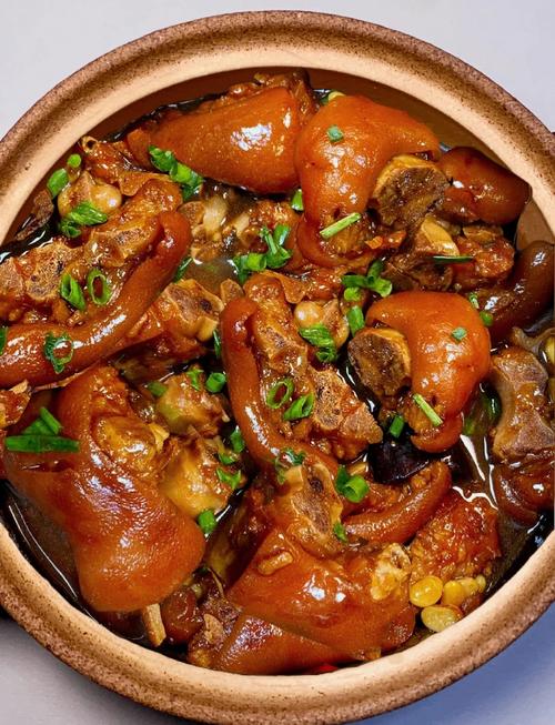 猪蹄家常炖法有哪些?-图1 猪蹄家常炖法有哪些?-图1