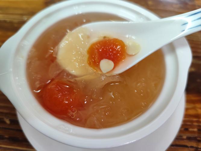 宝宝吃银耳木瓜红枣拉稀怎么办？-图1