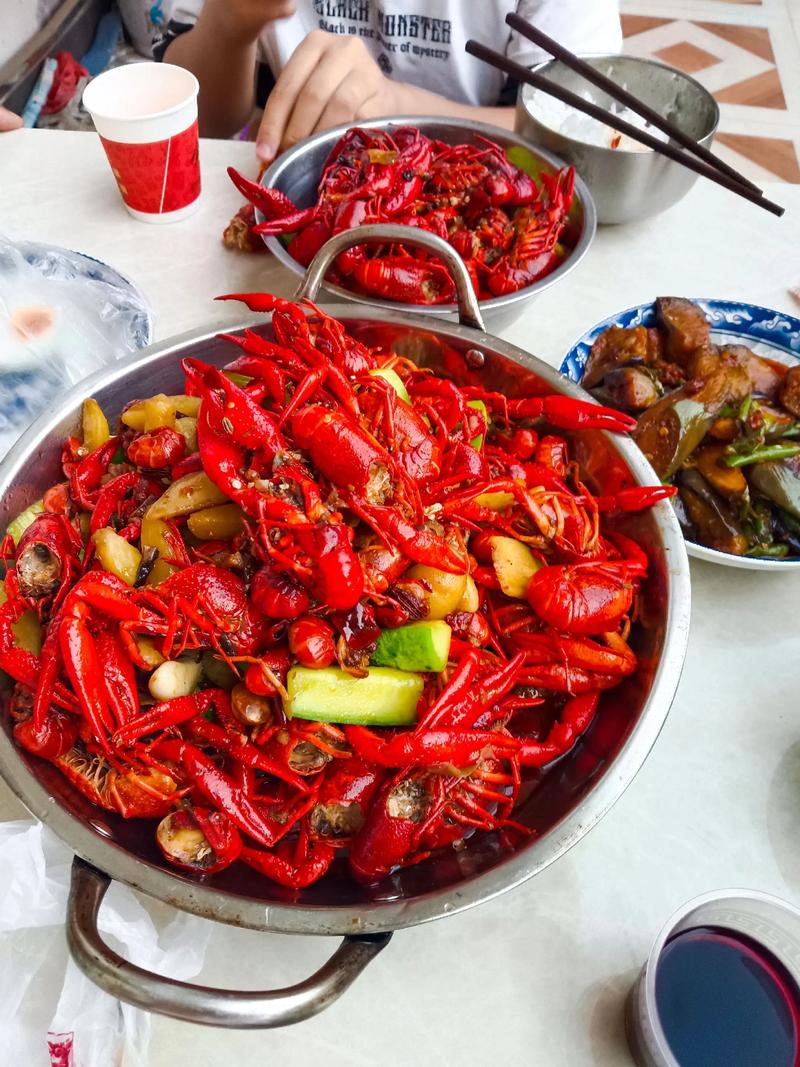 油焖龙虾家常做法怎么做?-图1 油焖龙虾家常做法怎么做?-图1