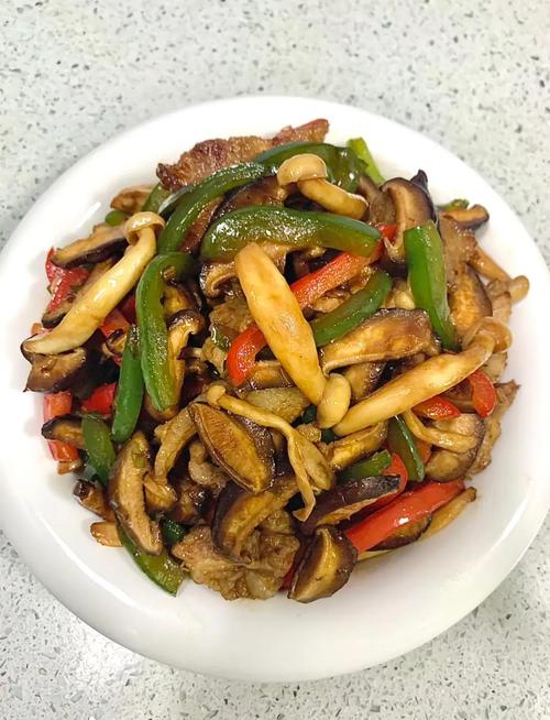 肉炒蘑菇怎么做才好吃？-图1
